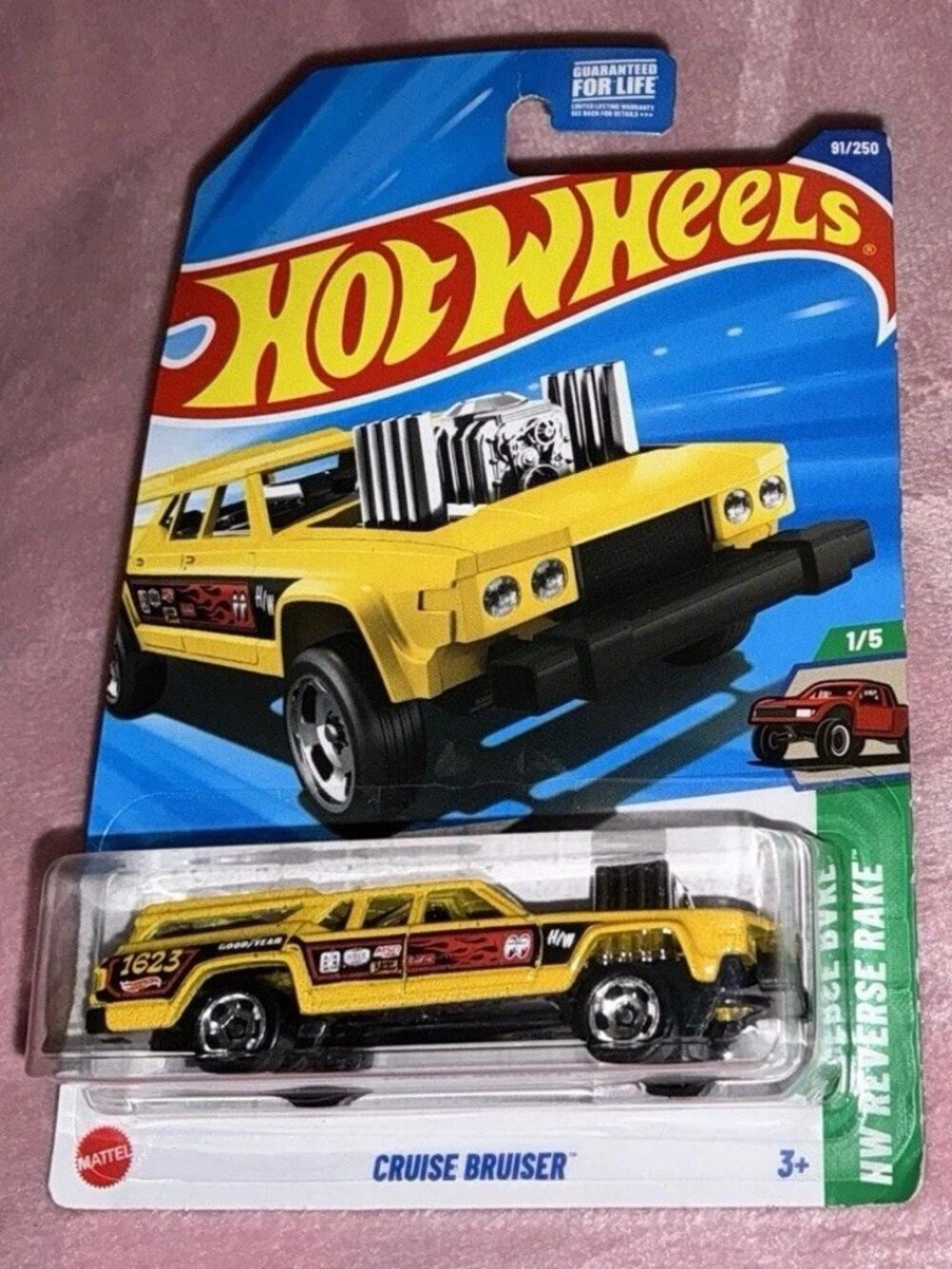 Hot Wheels - 2024 HW Reverse Rake 1/5 Cruise Bruiser 91/250 NIB Yellow